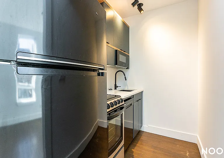 123 Clifton Pl #4A — Photo 3