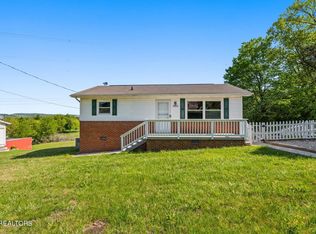 6824 Fairview Rd, Corryton, TN 37721