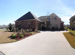 21021 Waterfront East Dr, Maurepas, LA 70449