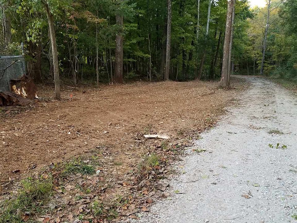 2nd image of 331 Riley Blvd