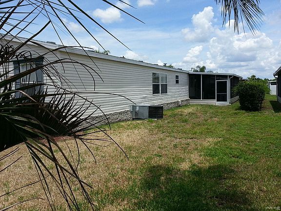 back yard, screened lanai
