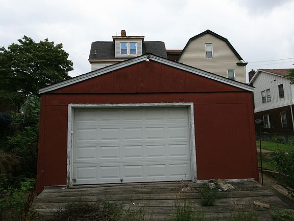 3rd image of 1475 Steuben St