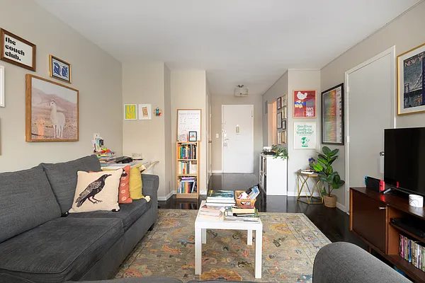 Rented by Compass | media 4