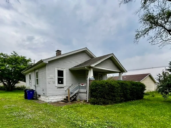 1010 N Summit Ave, Decatur, IL 62522