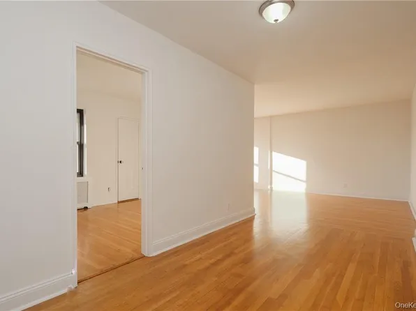 440 Warburton Avenue #5-F, Yonkers, NY 10701