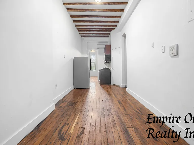 128 Boerum St #1F — Photo 6