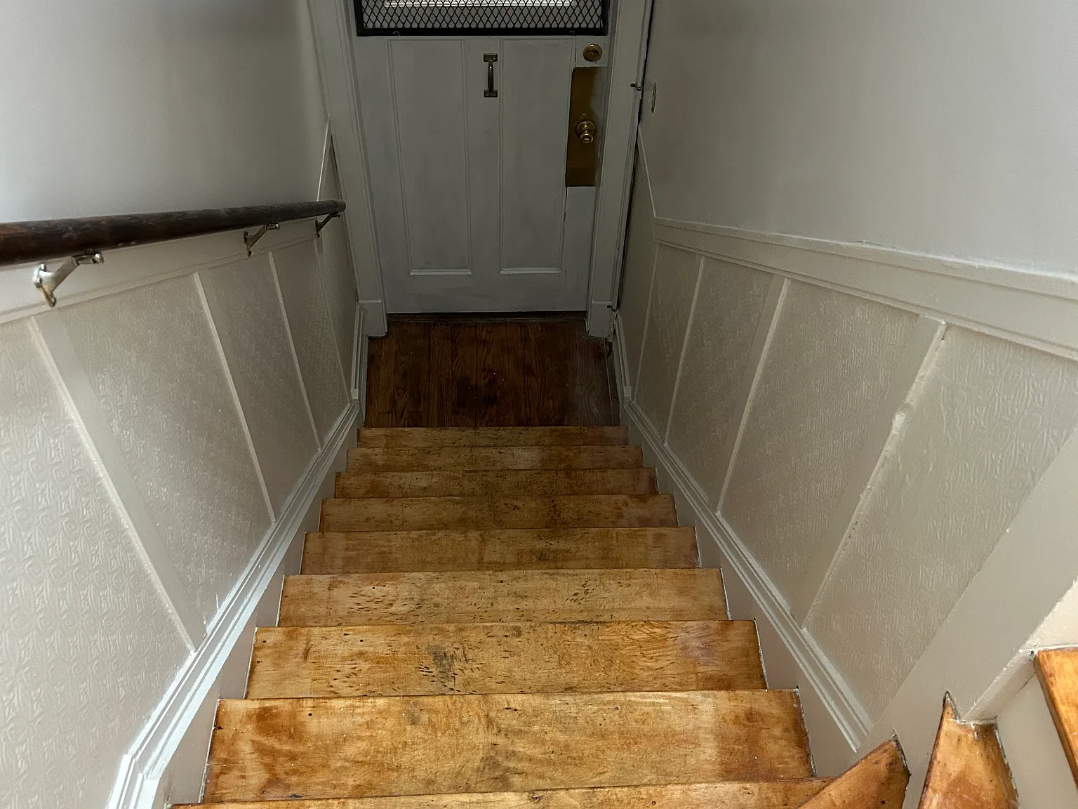 8032 S Green St — Photo 3