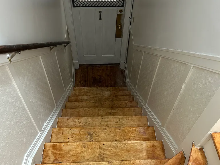 8032 S Green St #2 — Photo 3