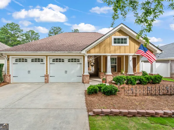 140 Cottage Club Dr, Locust Grove, GA 30248