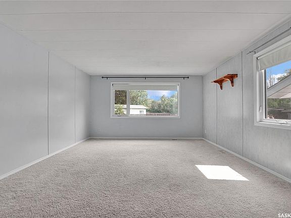 5th image of 81 Osler STREET