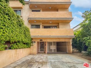 11816 Gorham Ave APT 213, Los Angeles, CA 90049
