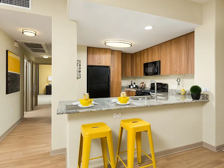 Classic Package I breakfast bar and kitchen