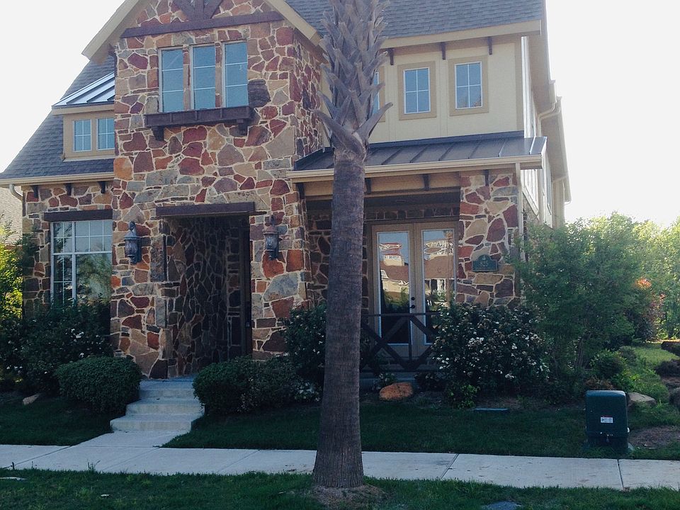 1st image of 825 Dogwood Trl