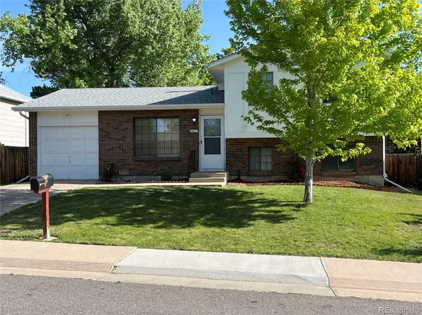 8821 W Stanford Avenue, Littleton, CO 80123