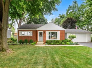 3705 Anne St, McHenry, IL 60050