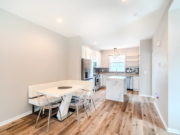 322 Jeff Keeton Dr — Photo 11