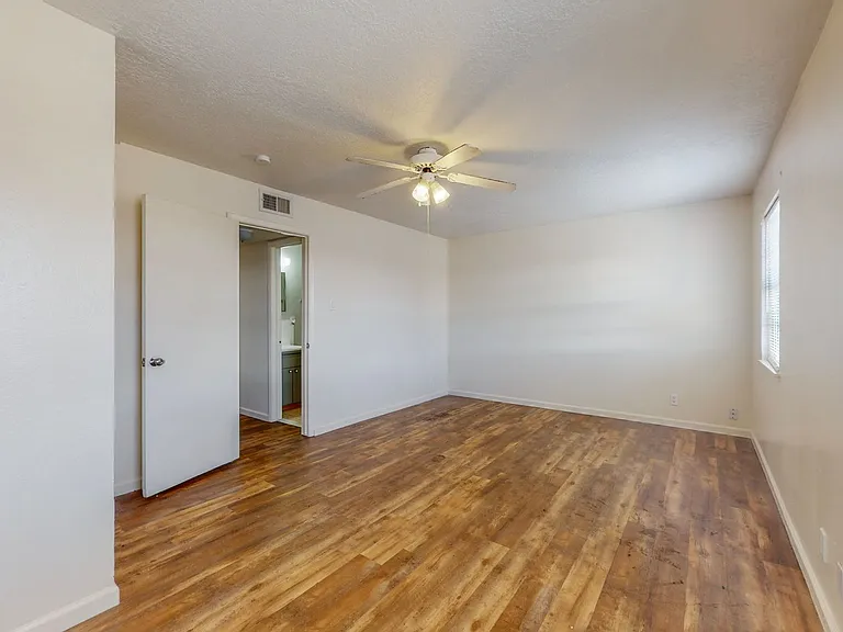 6108 Calle Nueve NW — Photo 19