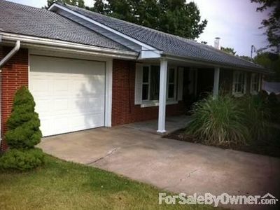 1919 Green Meadow Dr, Jefferson City, MO, 65101