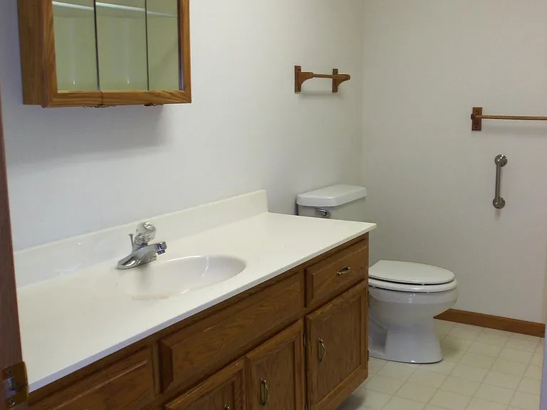 1538 Gene Ct — Photo 9