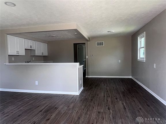 3rd image of 2509 Berwyck Ave