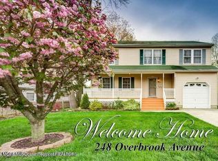 248 Overbrook Ave, Oakhurst, NJ 07755