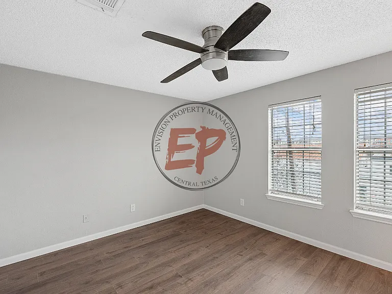 1311 Speight Ave #1311 — Photo 10