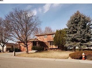 1581 Belmont Dr, Longmont, CO 80503