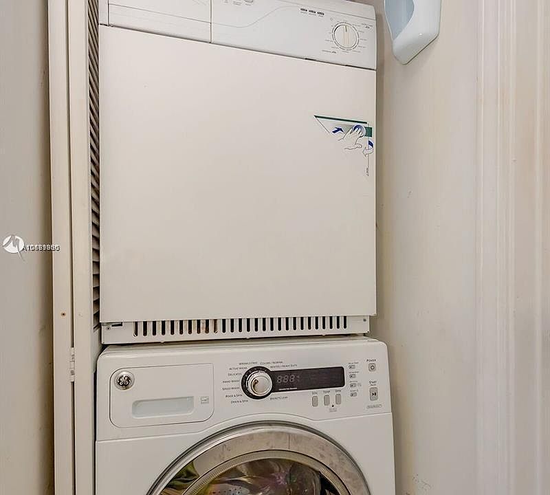 1st image of 601 NE 36th St APT 2405