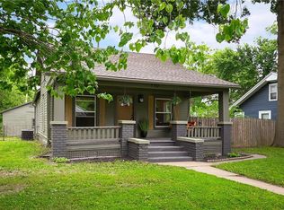 110 S Campbell St, Pleasant Hill, MO 64080