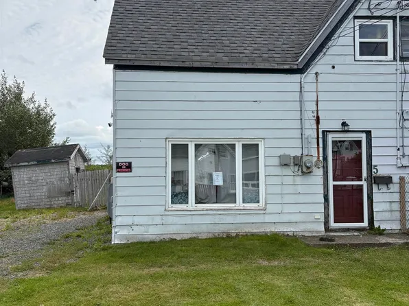 5 International St, Glace Bay, NS B1A 3P8