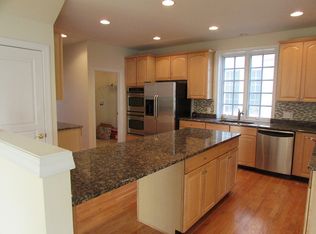 1630 Reading Cir, Huntingdon Valley, PA 19006