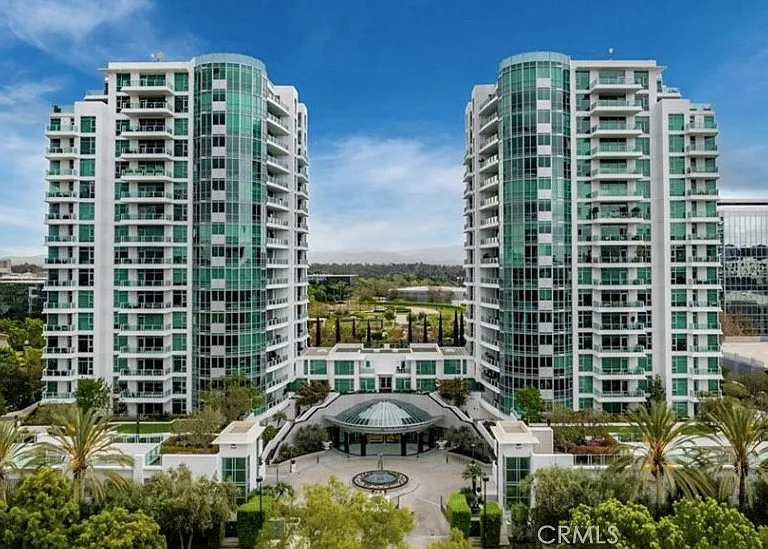 3141 Michelson Dr #1505 — Photo 1