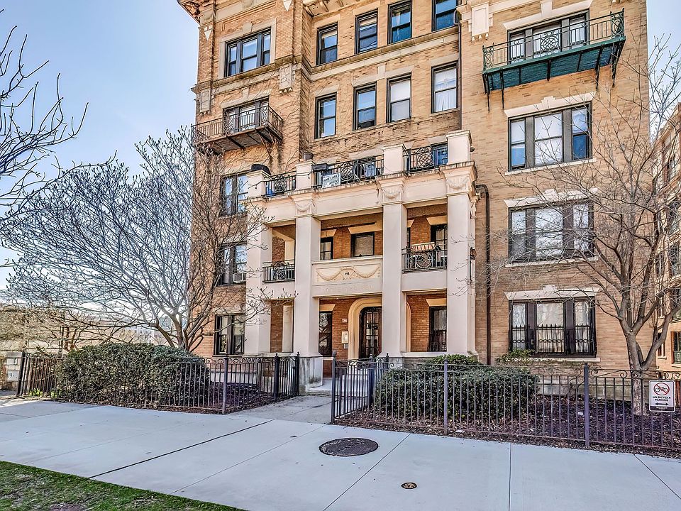 1st image of 448 Park Dr APT 1