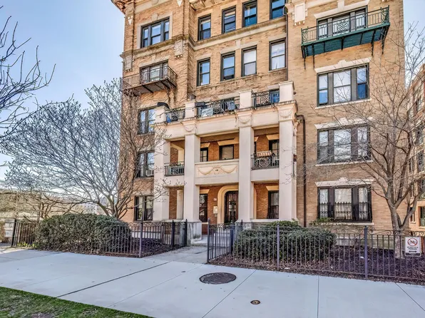 448 Park Dr APT 1, Boston, MA 02215