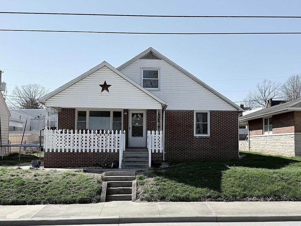 1st image of 1411 Main St