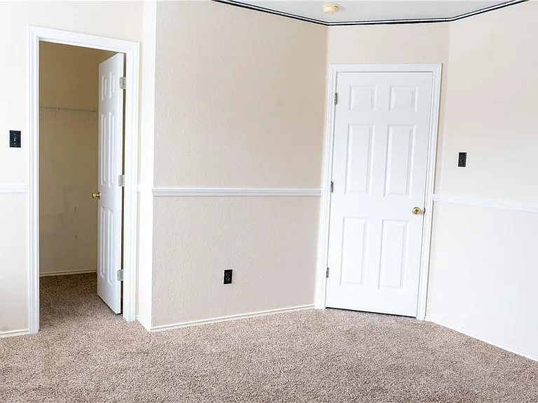 1608 Diana Dr — Photo 22