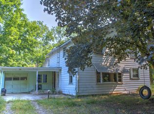 17060 Quaker Rd, Hudson, MI 49247