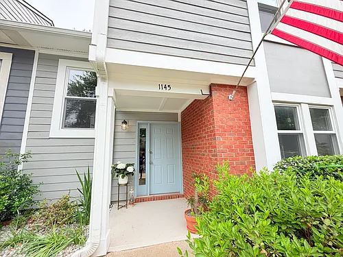 1145 Berkley Dr SE Photo 1