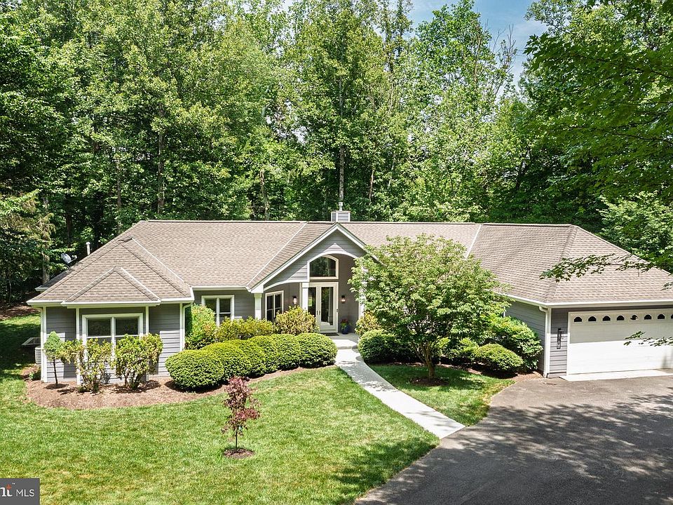1st image of 32 Towhee Ct