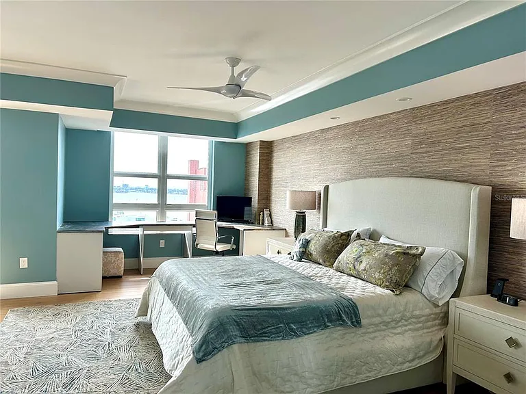 1350 Main St #1210 — Photo 30