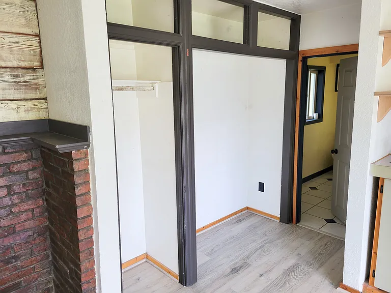 1108 W Entiat Ave #1 — Photo 7