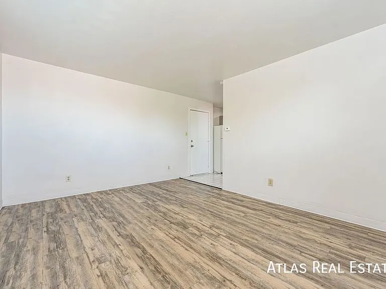 510 N Dayton St #10 — Photo 3