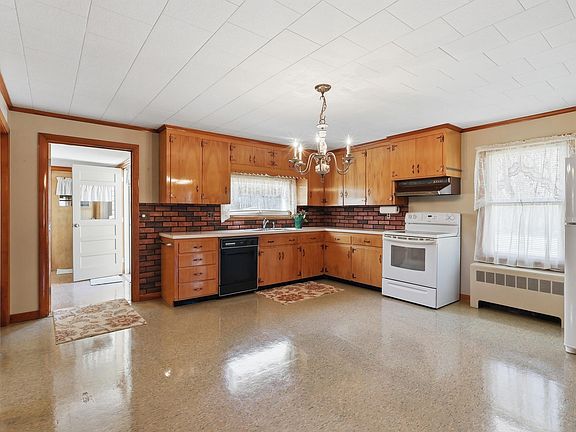 5th image of 311 Guinea Road