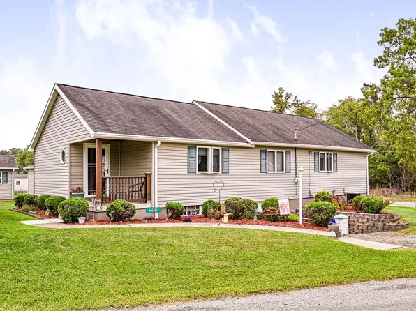 252 Railroad St, Mount Pleasant, PA 15666