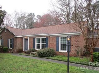 6792 Stoney Ridge Rd, Matthews, NC 28104