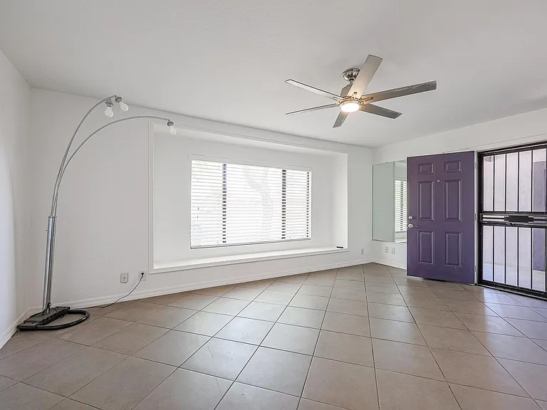 2318 N 84th Pl — Photo 29