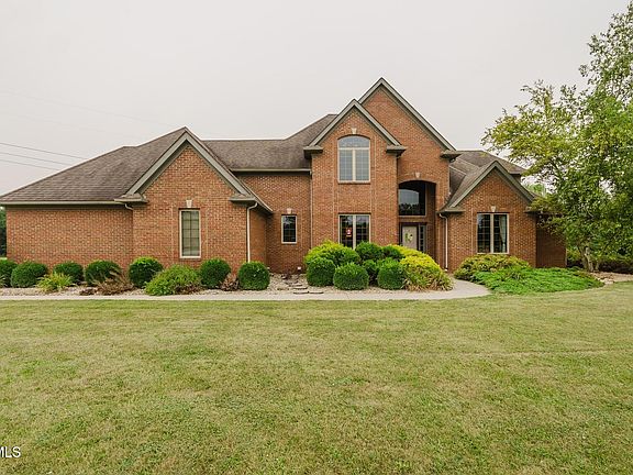 5th image of 9119 Pierce Dr