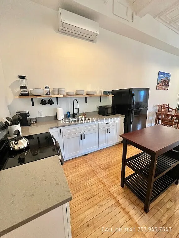 2 bed, $1,800 — Photo 2