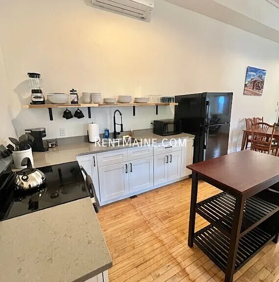 113 N Lancey St #202 — Photo 4