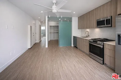 1433 Euclid St #2 Photo 1